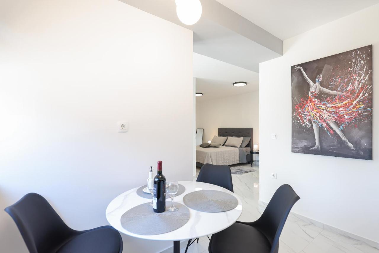 Studio Apartman Natale Zadar Exterior foto