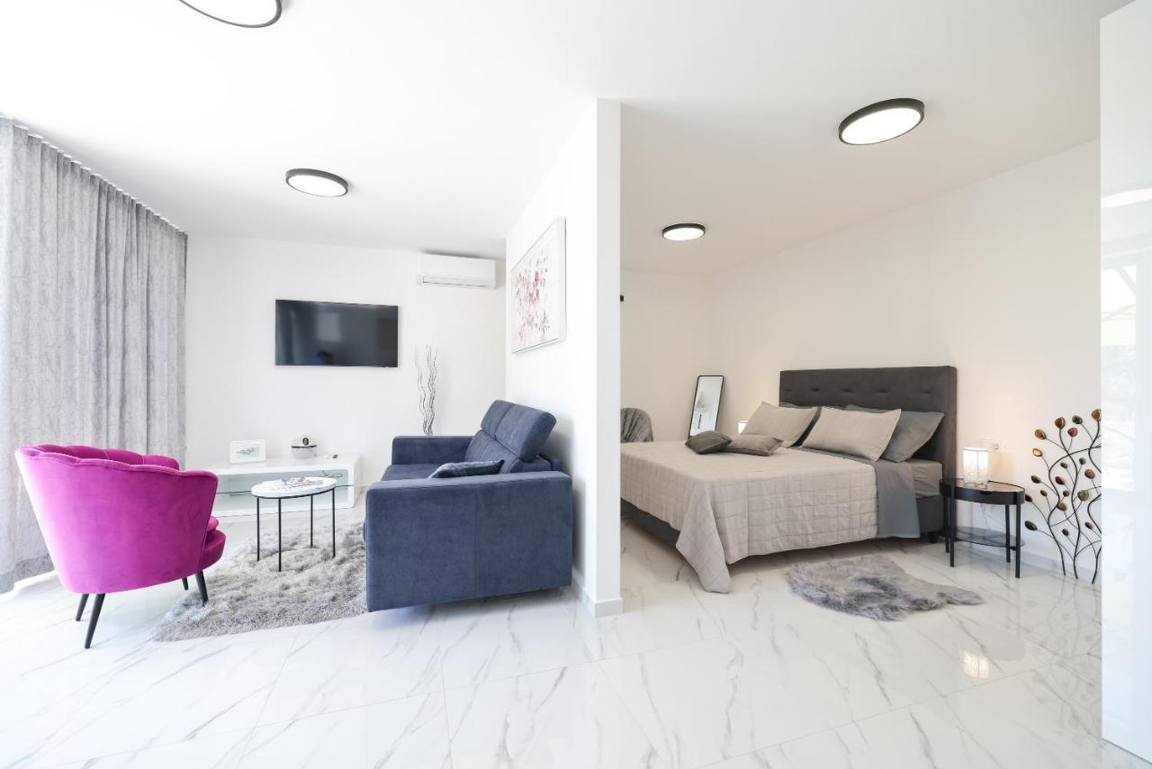 Studio Apartman Natale Zadar Exterior foto