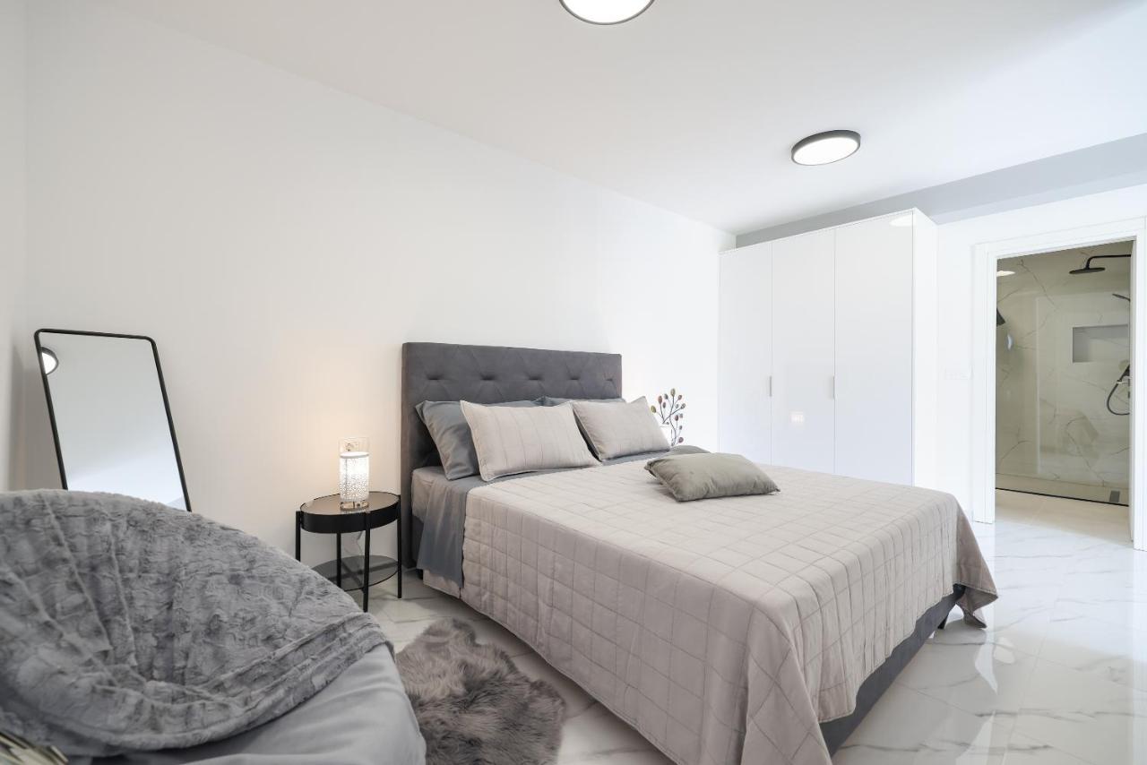 Studio Apartman Natale Zadar Exterior foto